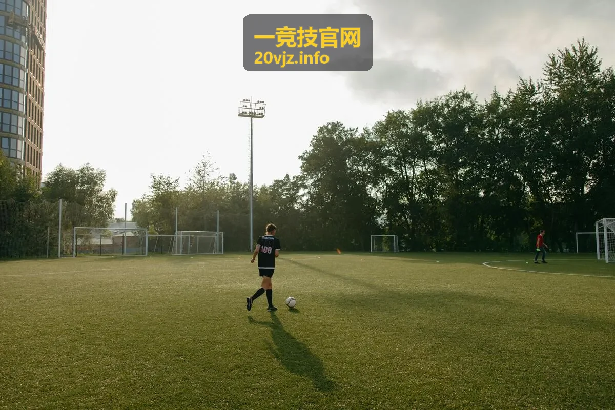 一竞技官网-嘉宾顾言